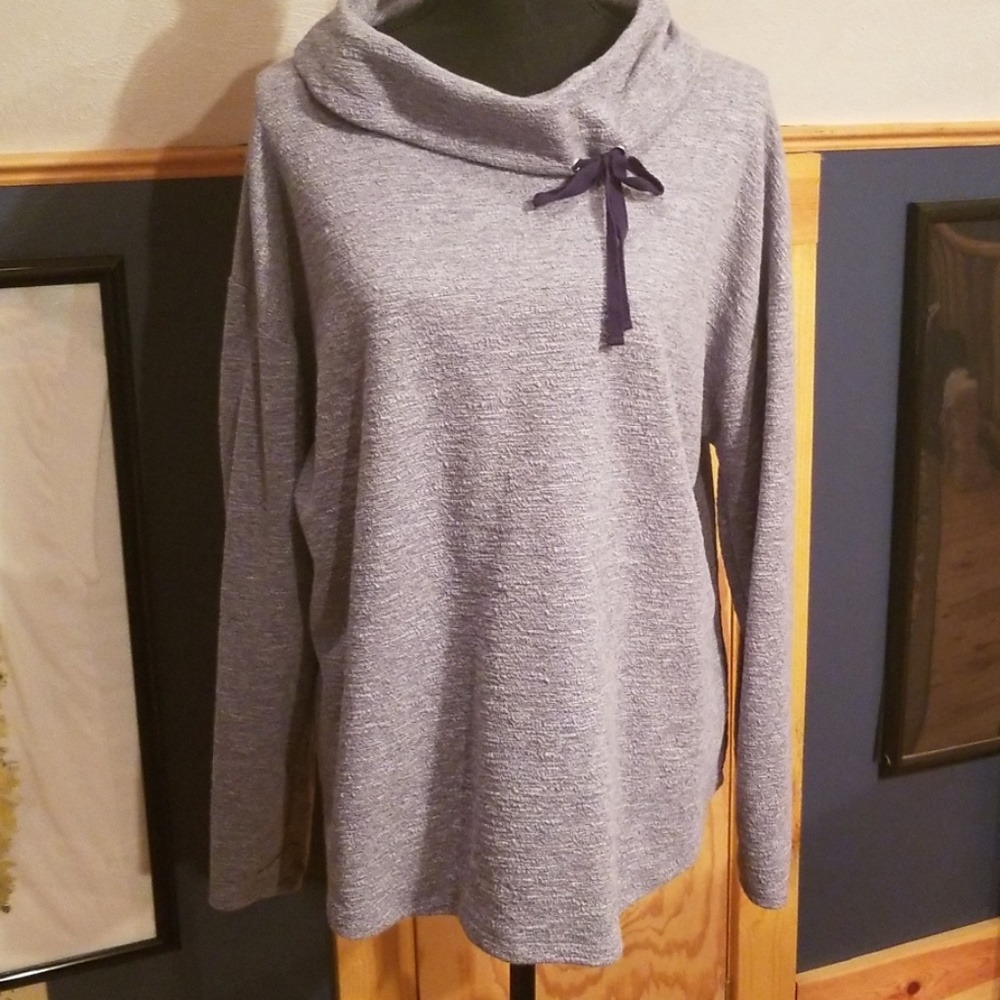 NWOT pullover
